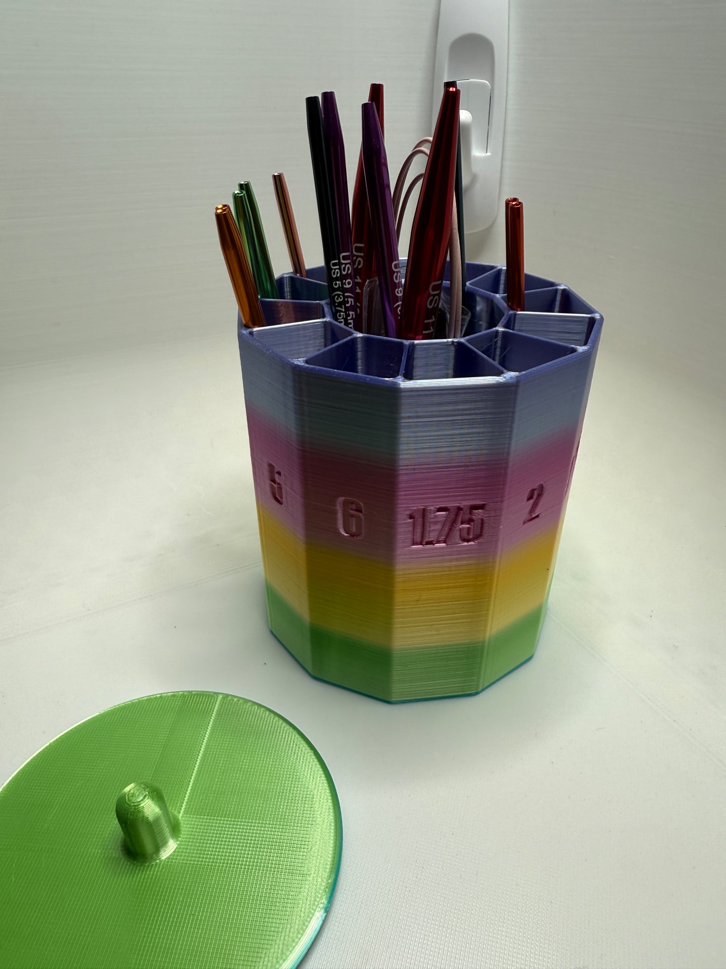 Spinning Interchangeable Knitting Needle Organizer